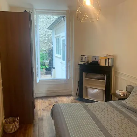 Apartment Calme Proche De La Place Des Ternes